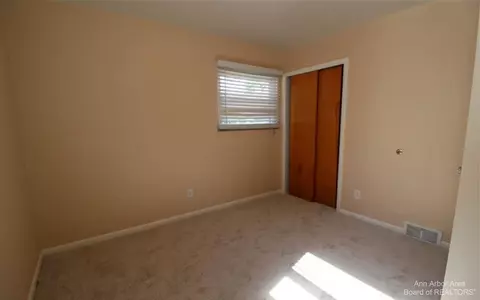 1714 Jackson, Ann Arbor, MI 48103 photo 11