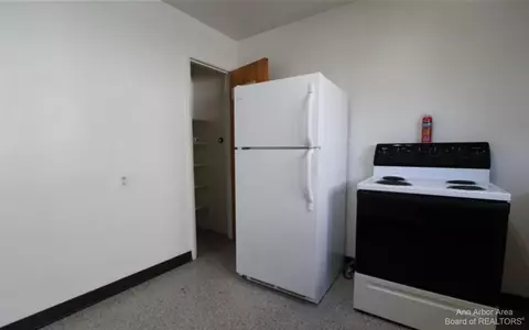1714 Jackson, Ann Arbor, MI 48103 photo 7