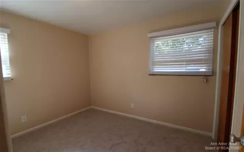 1714 Jackson, Ann Arbor, MI 48103 photo 10
