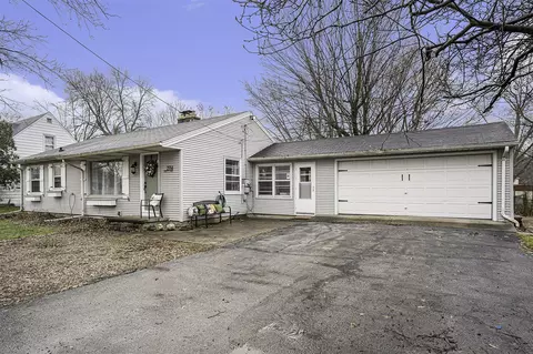 2914 E G, Kalamazoo, MI 49004