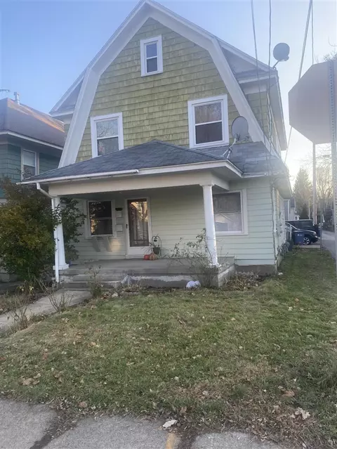 1120 Fountain, Grand Rapids, MI 49503