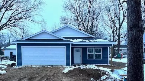3432 Conklin, Ravenna, MI 49451