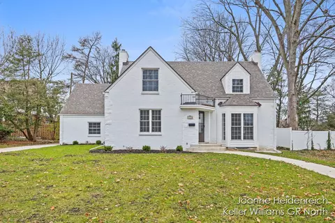 1709 Breton, Grand Rapids, MI 49506