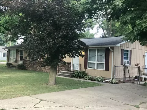 308 S Maple, Marcellus, MI 49067 photo 3