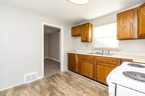 224-226 Maple, Parchment, MI 49004 photo 18