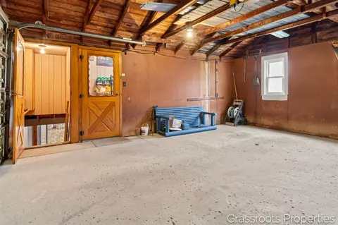 810 S Kalamazoo, Marshall, MI 49068 photo 18