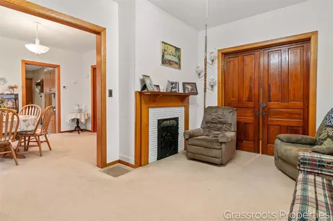 810 S Kalamazoo, Marshall, MI 49068 photo 42