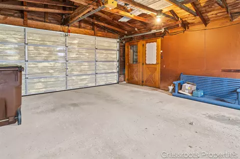 810 S Kalamazoo, Marshall, MI 49068 photo 24