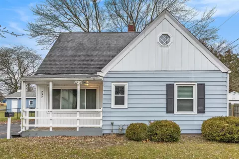 797 N Battle, Creek, MI 49017