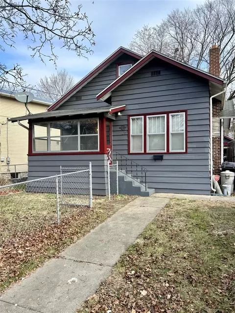 26 Maple, Battle Creek, MI 49017