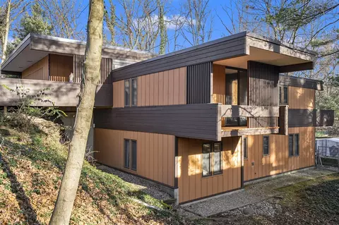 2519 Sheffield, Kalamazoo, MI 49008