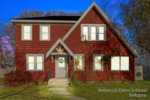 25 Avonlea, Wyoming, MI 49548