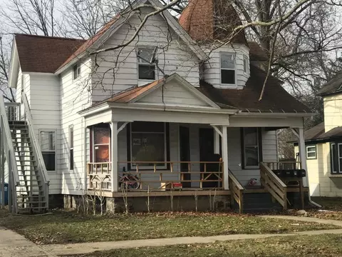 807- 811 Hazard, Kalamazoo, MI 49048