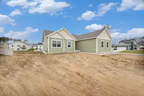 2490 Bison, Muskegon, MI 49444