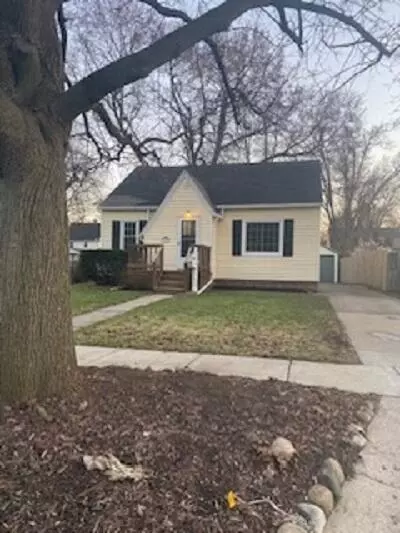 1328 Kingston, Kalamazoo, MI 49001
