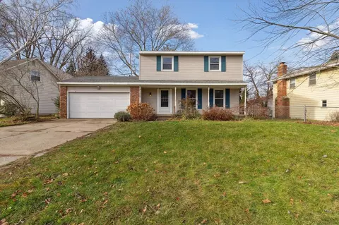 1529 Morewood, Grand Rapids, MI 49508