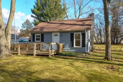 8105 Edmonds, Portage, MI 49024