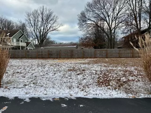 4136 Cottage #10, Saint Joseph, MI 49085