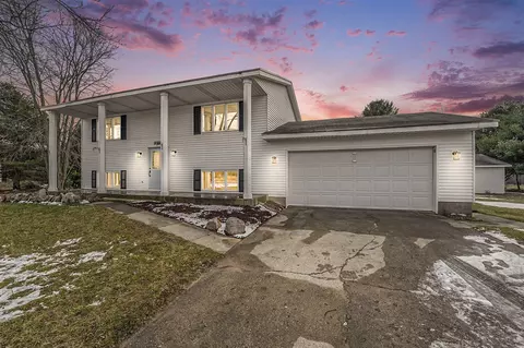 2545 E Bard, Muskegon, MI 49445