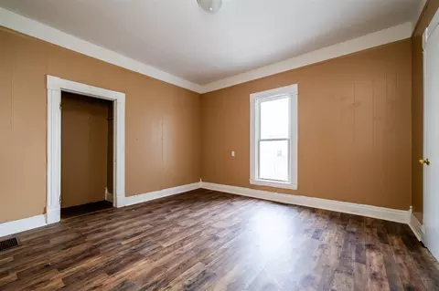 207 E Wayne, Dowagiac, MI 49047 photo 9