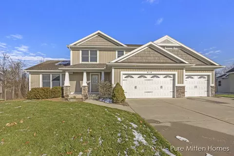 6114 Viewpoint, Belmont, MI 49306