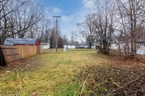 307 Spring, Three Rivers, MI 49093 photo 15