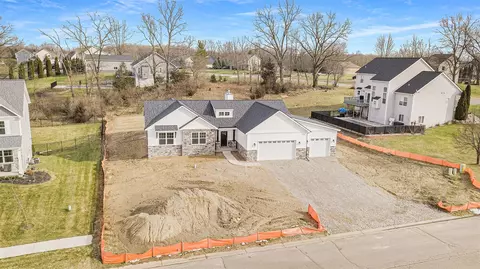 Exterior - 2933 Clivedon, Howell, MI 48843 photo 12 of 14