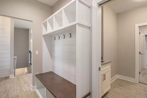 Entry Way - 2933 Clivedon, Howell, MI 48843 photo 3 of 3