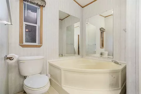 1111 Krum, Three Rivers, MI 49093 photo 8