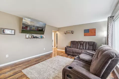 18200 Valade, Riverview, MI 48193 photo 6