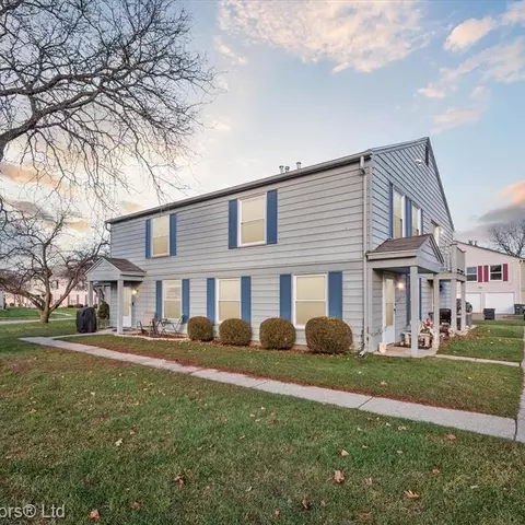 2733 Fox Holw, Lake Orion, MI 48360