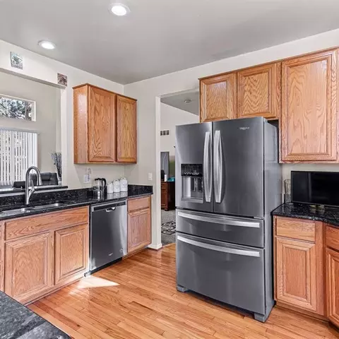 1075 Maya, Troy, MI 48085 photo 5