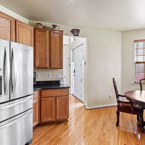 1075 Maya, Troy, MI 48085 photo 8