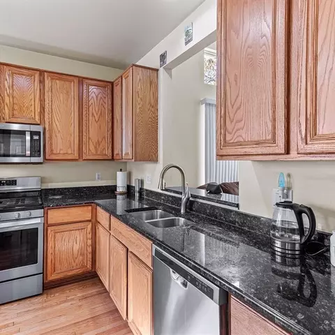1075 Maya, Troy, MI 48085 photo 7