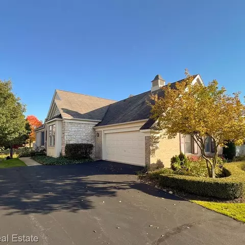 16764 Lochmoor, Northville, MI 48168