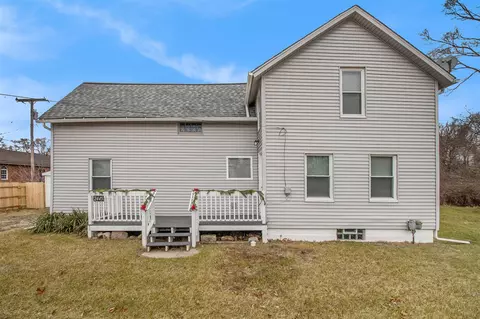 2445 Holmes, Ypsilanti, MI 48198