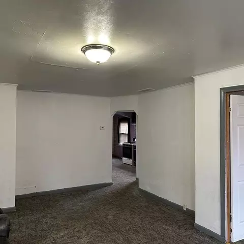 12448 Coleen, Warren, MI 48089 photo 4
