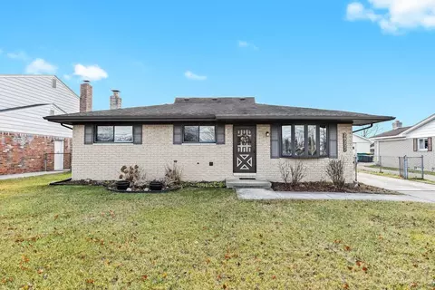 20227 Roche, Gibraltar, MI 48173