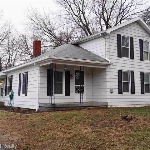 234 S Sutton, Jackson, MI 49203 photo 2