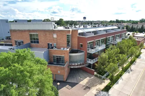 322 E Harrison #25, Royal Oak, MI 48067