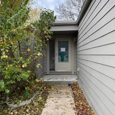 709 Skynob, Ann Arbor, MI 48105