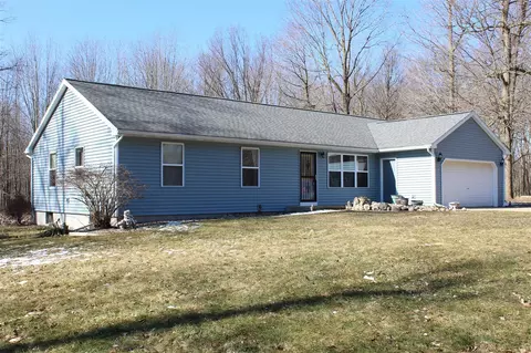 2496 5th, Shelbyville, MI 49344