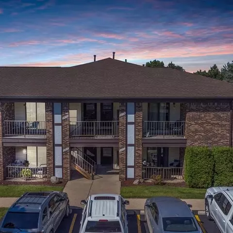 29732 Utica, Roseville, MI 48066