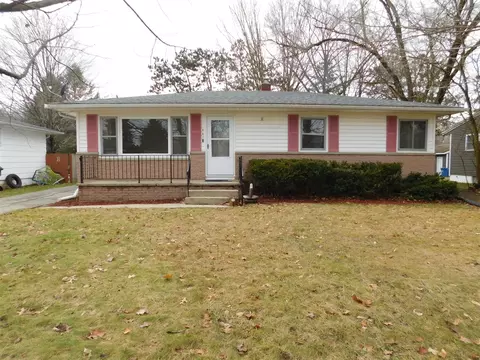 407 N Harris, Paw Paw, MI 49079