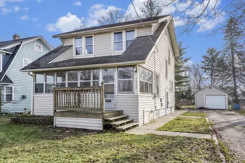 1302 Howland, Kalamazoo, MI 49001