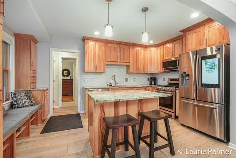 2102 Hall, Walker, MI 49534 photo 10