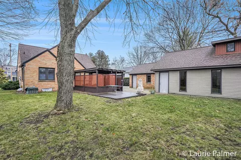2102 Hall, Walker, MI 49534 photo 36