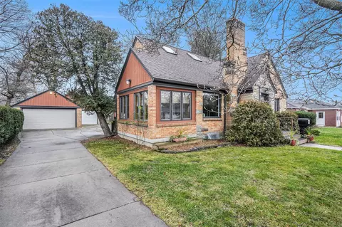 2102 Hall, Walker, MI 49534 photo 3