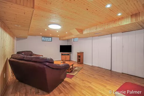 2102 Hall, Walker, MI 49534 photo 23