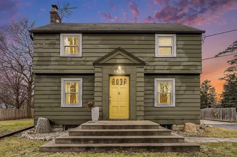 1435 Climax, Kalamazoo, MI 49006